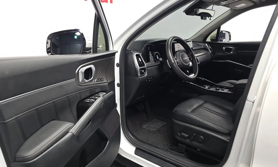 Kia Sorento — фото 8
