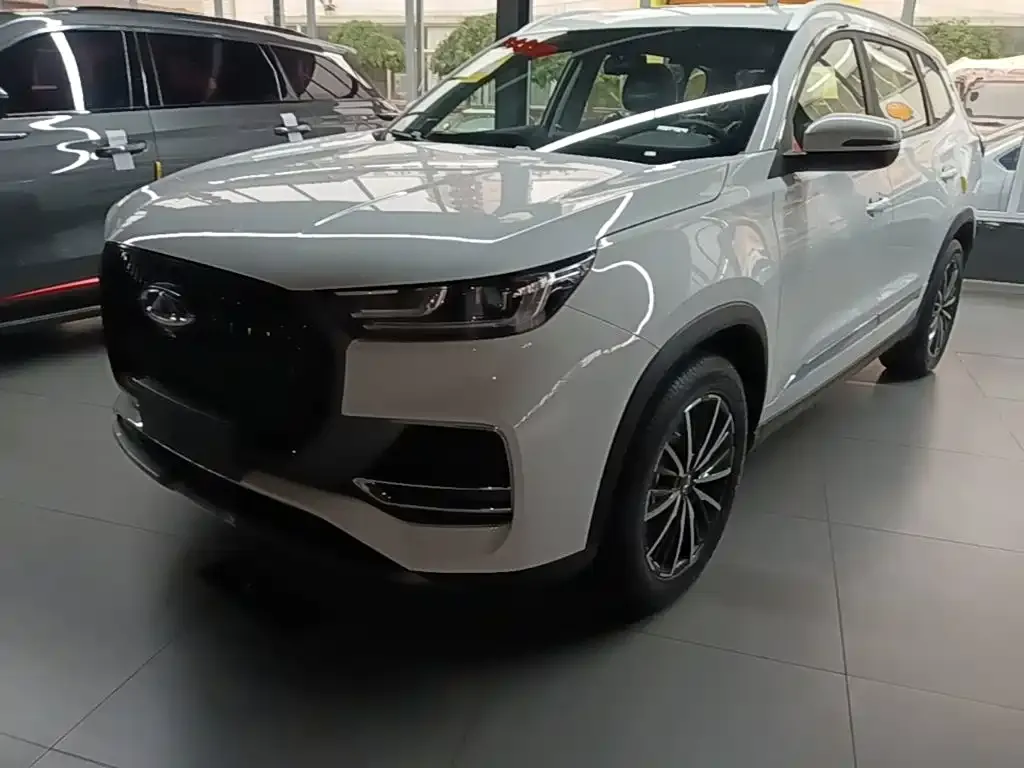 Chery Tiggo 8 — фото 1