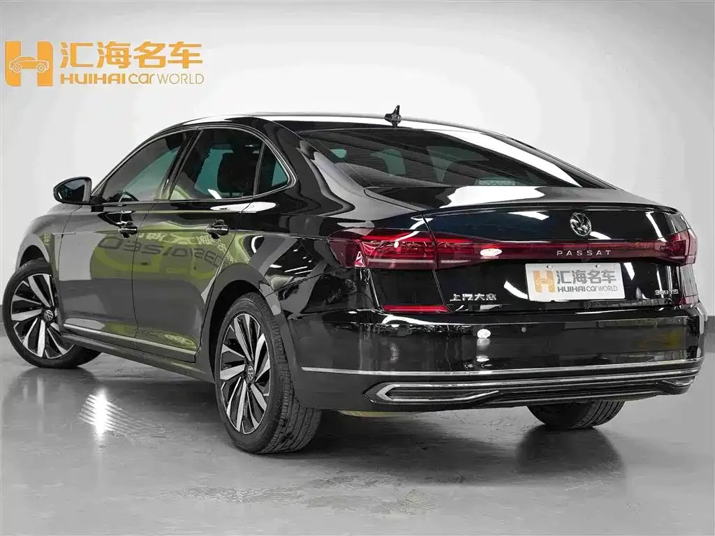 Volkswagen Passat — фото 3