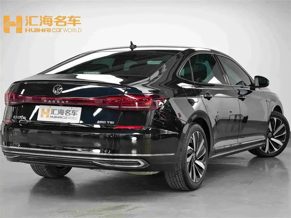 Volkswagen Passat — фото 8