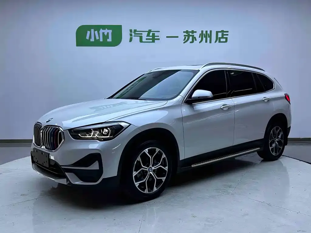 BMW X1 — фото 1