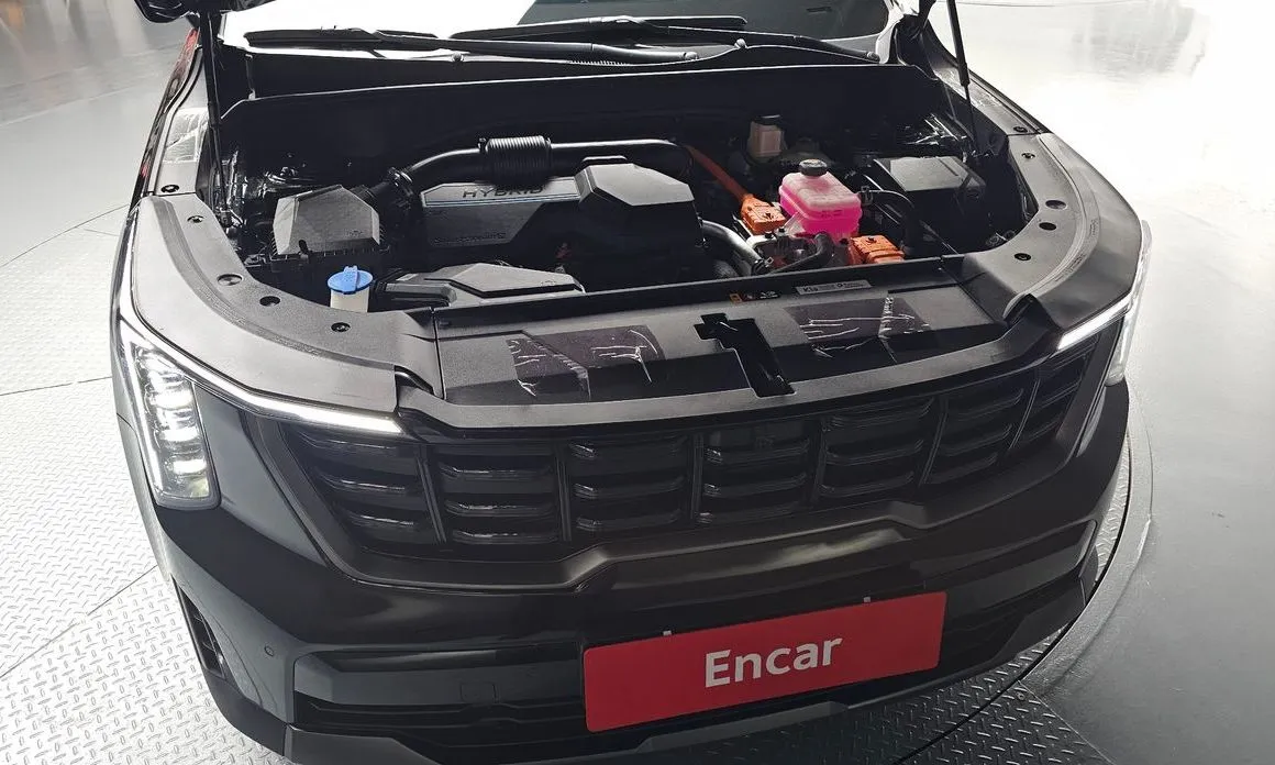 Kia Sorento — фото 9