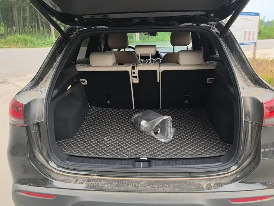 Mercedes-Benz EQA — фото 10