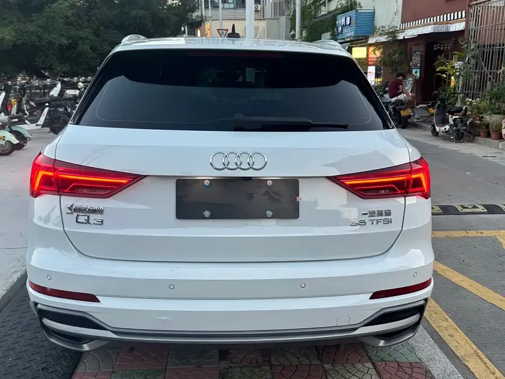 Audi Q3 2021 из CN, фото 7