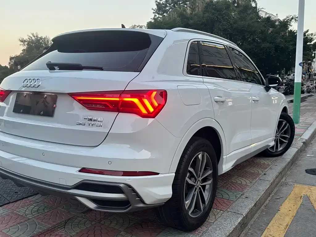 Audi Q3 2021 из CN, фото 8