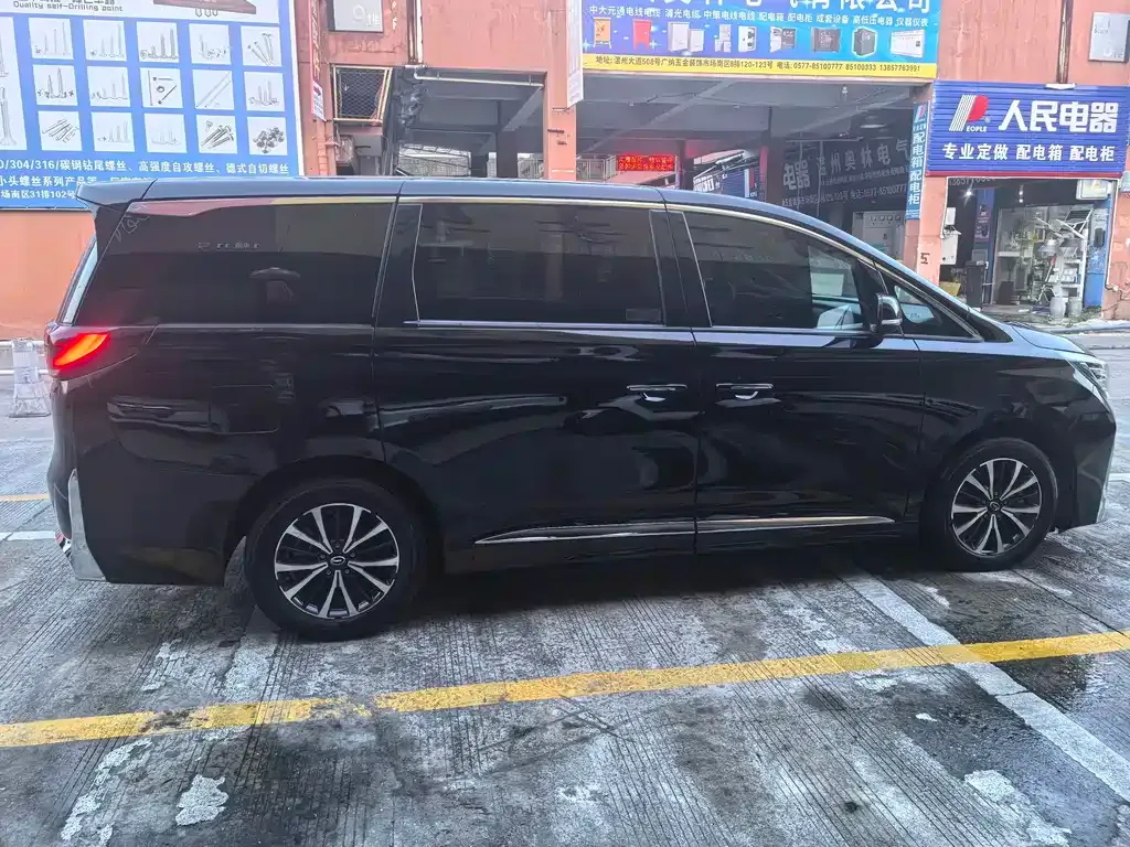 GAC Motor Trumpchi M8 — фото 9