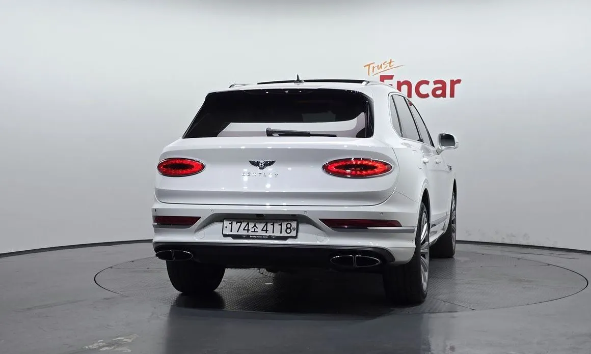 Bentley Bentayga 2022 из KR, фото 3