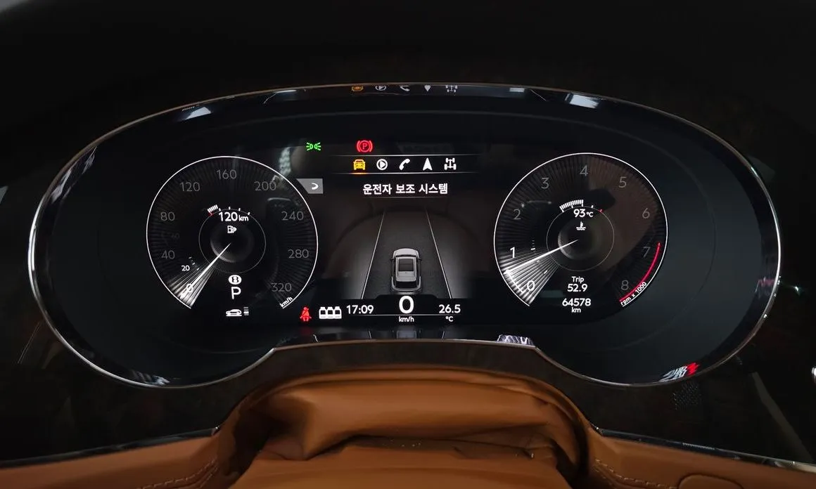 Bentley Bentayga 2022 из KR, фото 8
