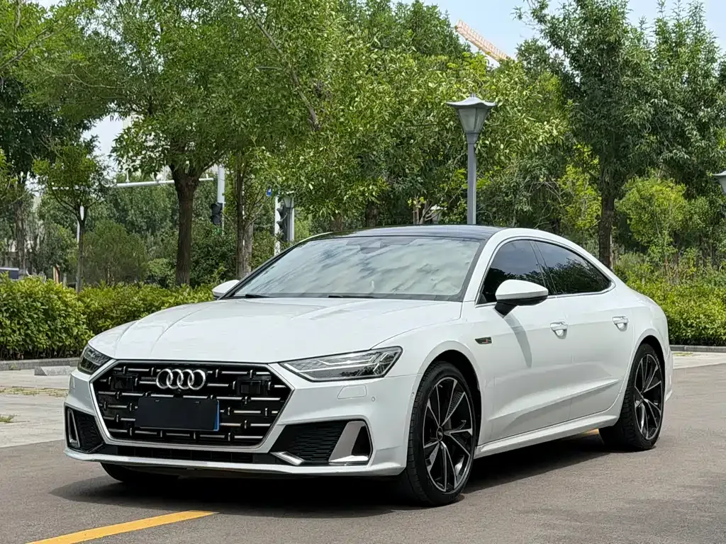Audi A7L — фото 5