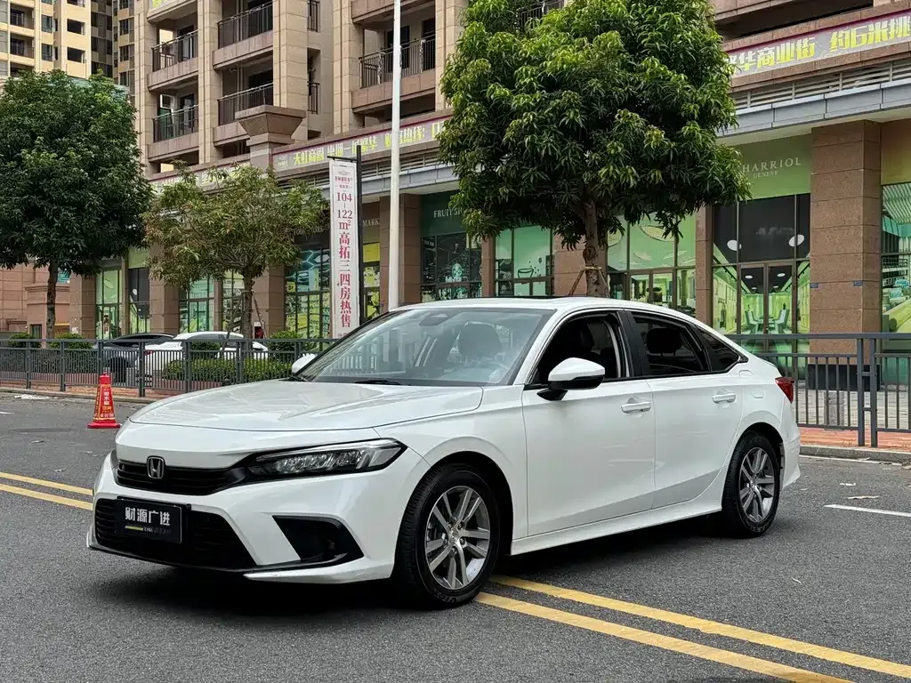 Honda Civic — фото 1