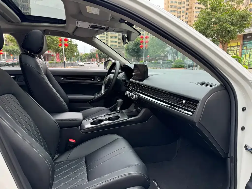 Honda Civic — фото 2