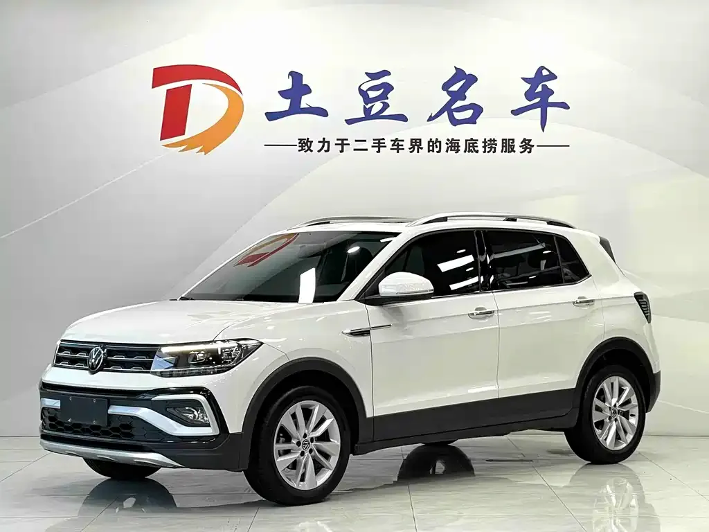 Volkswagen T-Cross — фото 1