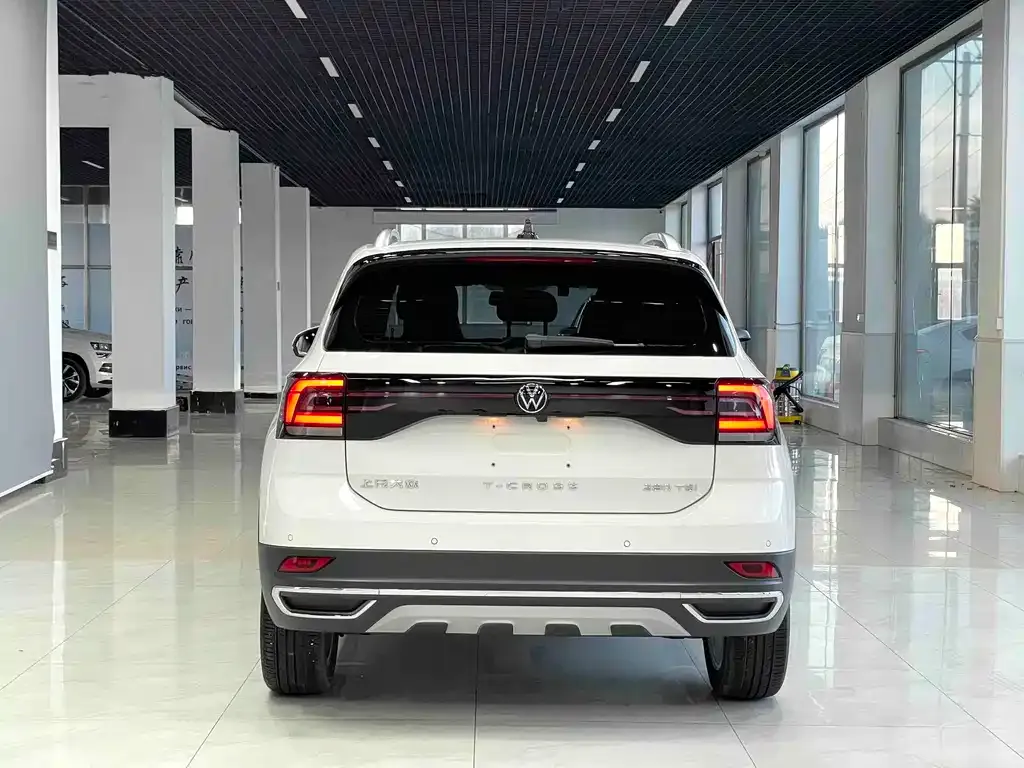 Volkswagen T-Cross — фото 2