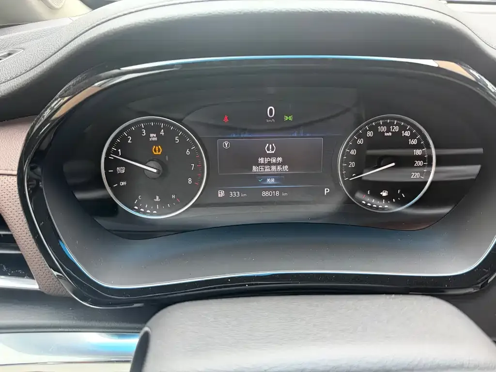 Buick GL8 2023 из CN, фото 6