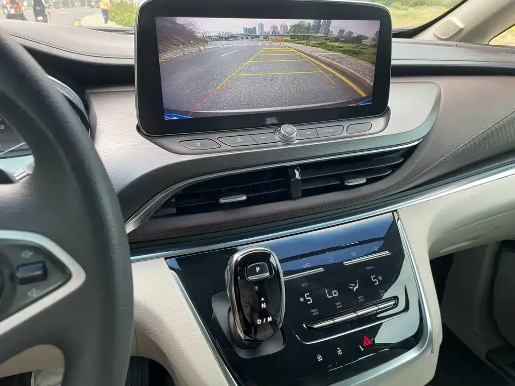 Buick GL8 2023 из CN, фото 9