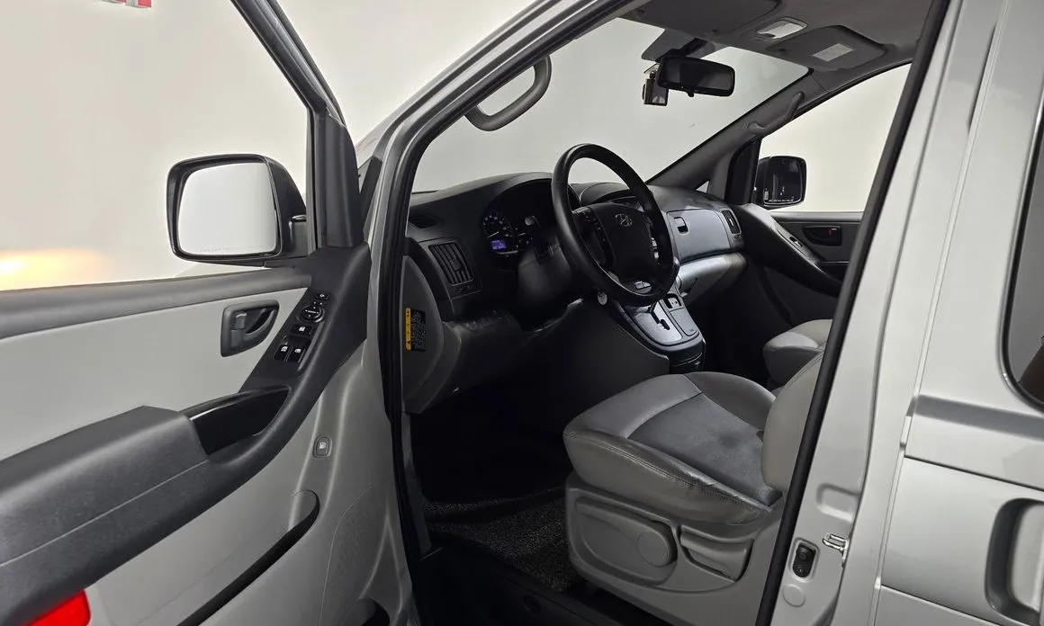 Hyundai Starex — фото 10