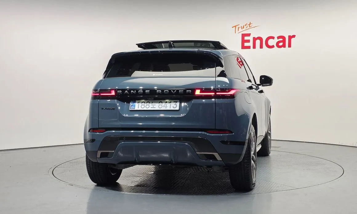 Land Rover Range Rover Evoque — фото 4