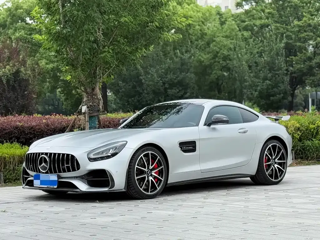 Mercedes-Benz AMG GT — фото 1