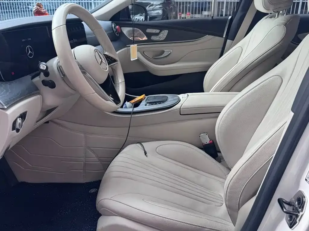 Mercedes-Benz CLS — фото 4
