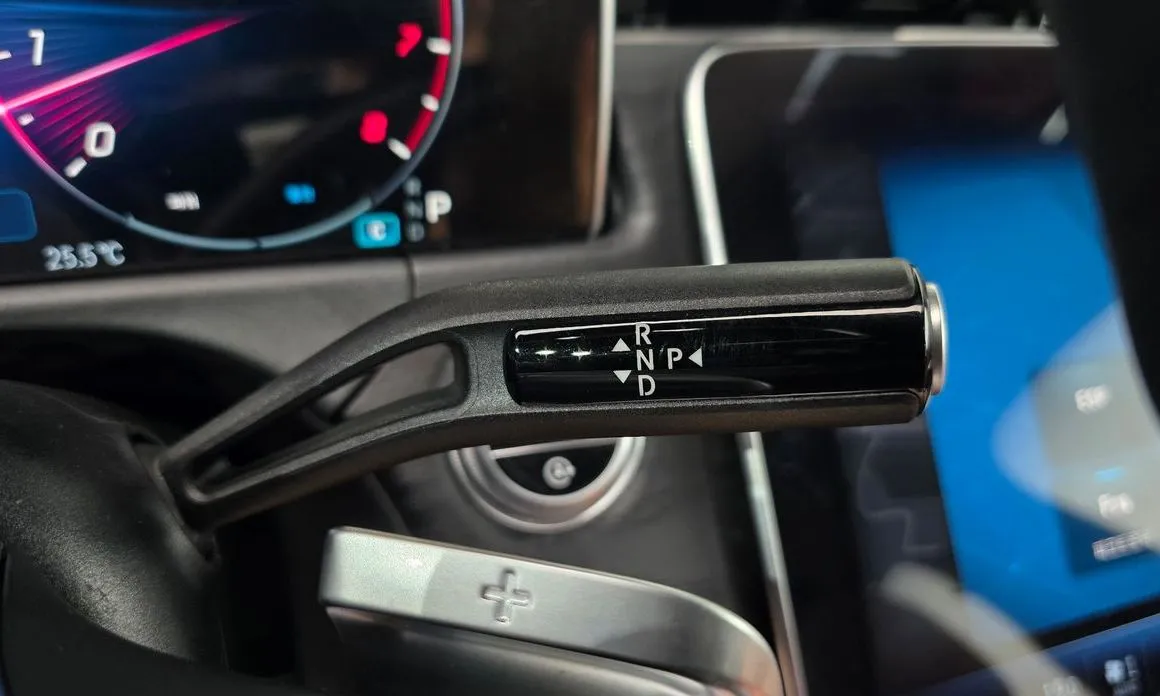 Mercedes-Benz E-Class 2024 из KR, фото 10