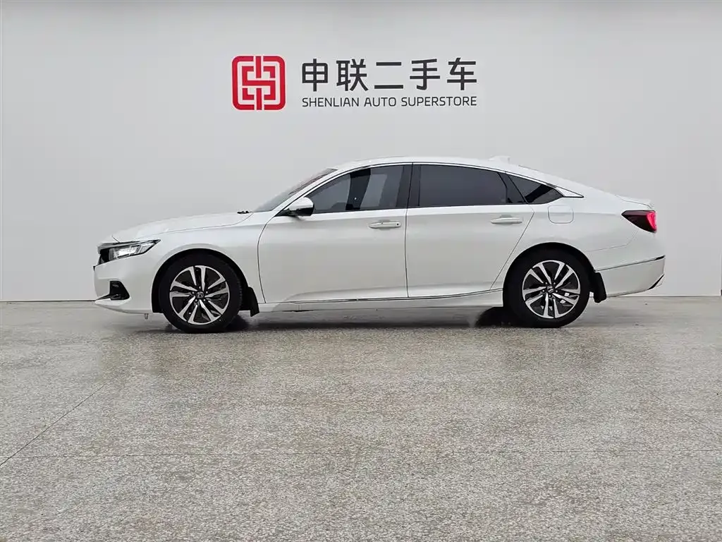 Honda Accord — фото 4
