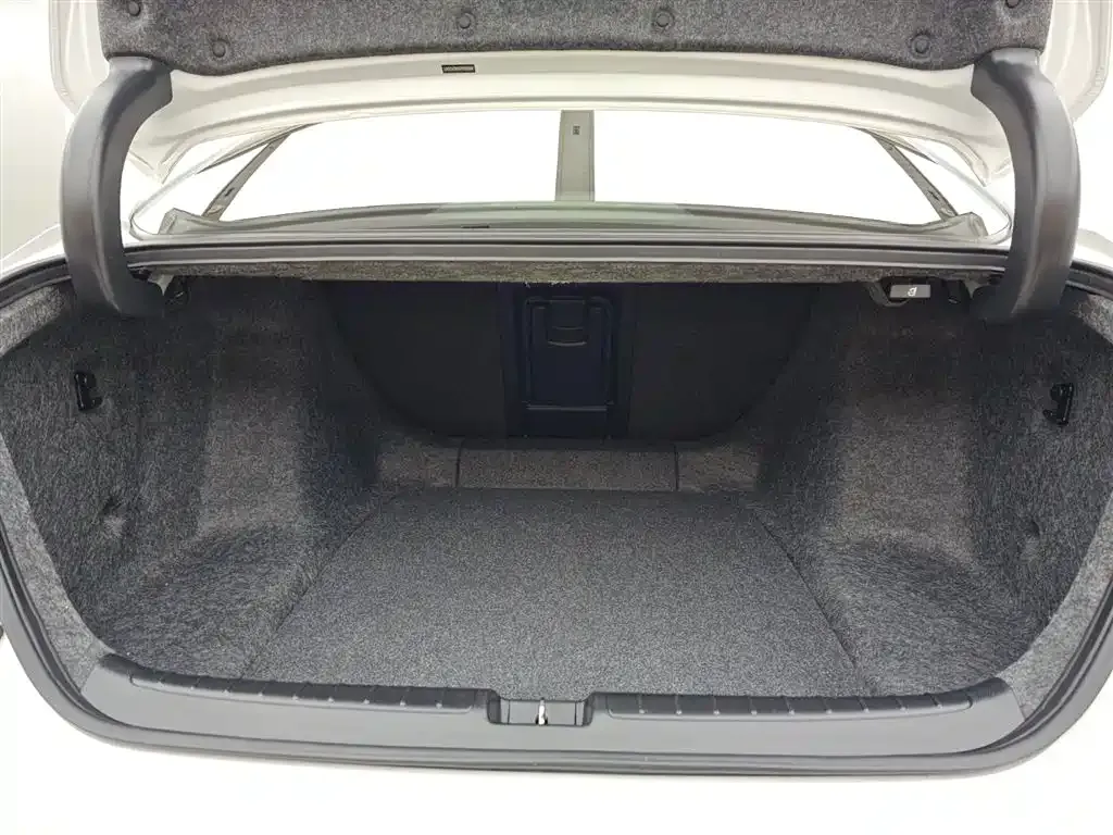 Honda Accord — фото 9