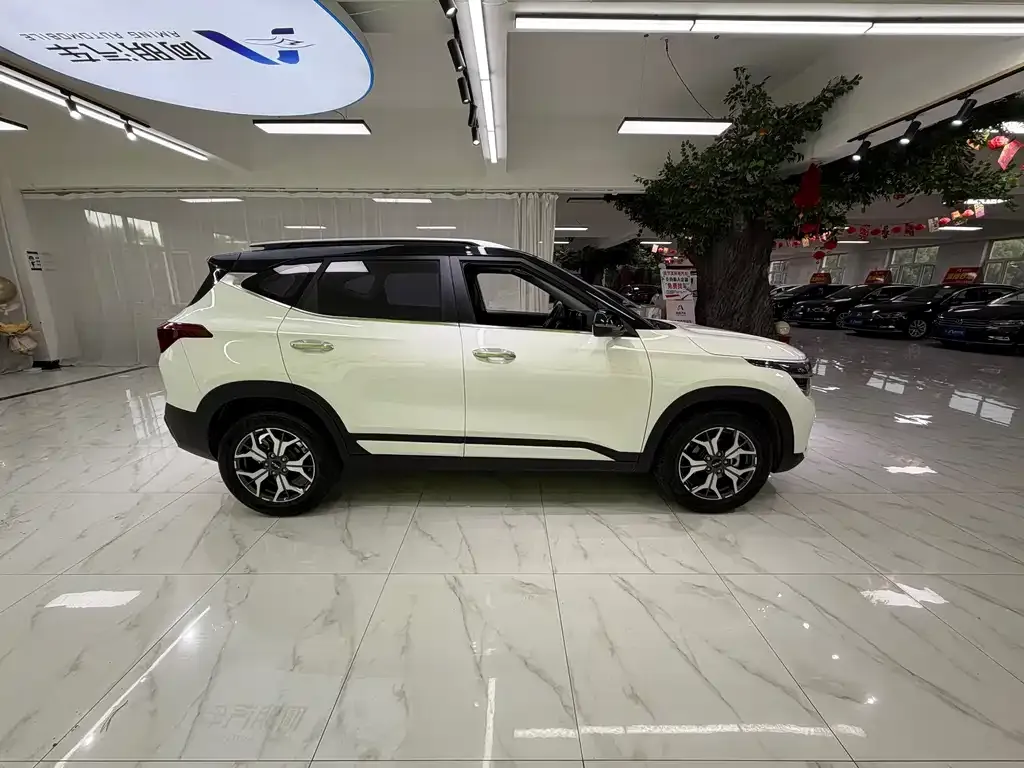 Kia KX3 — фото 10