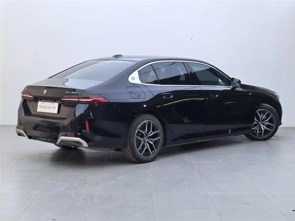 BMW i5 2025 из CN, фото 10