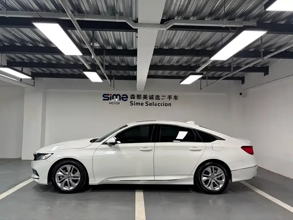 Honda Accord — фото 3