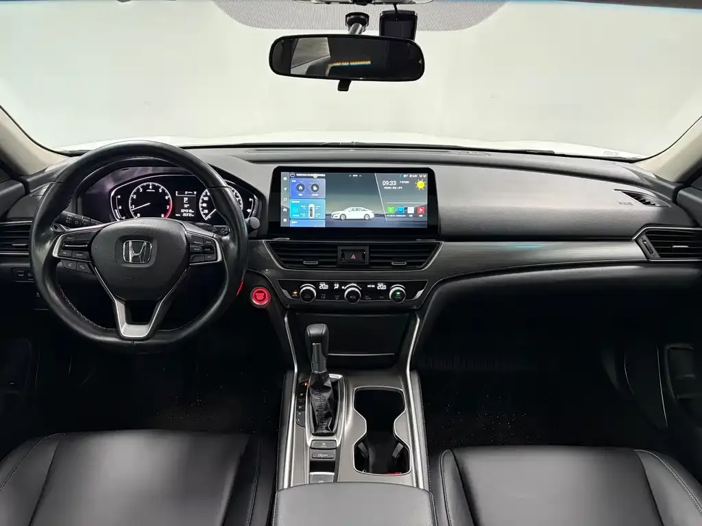 Honda Accord — фото 8