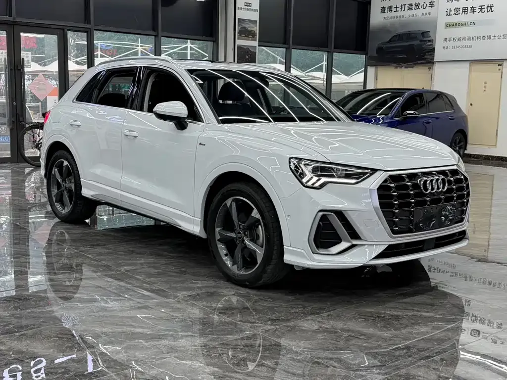 Audi Q3 — фото 9