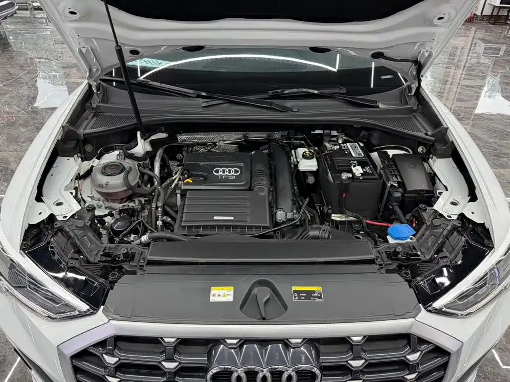 Audi Q3 — фото 10