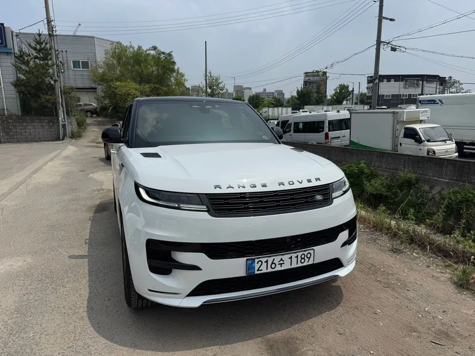 Land Rover Range Rover Sport — фото 1