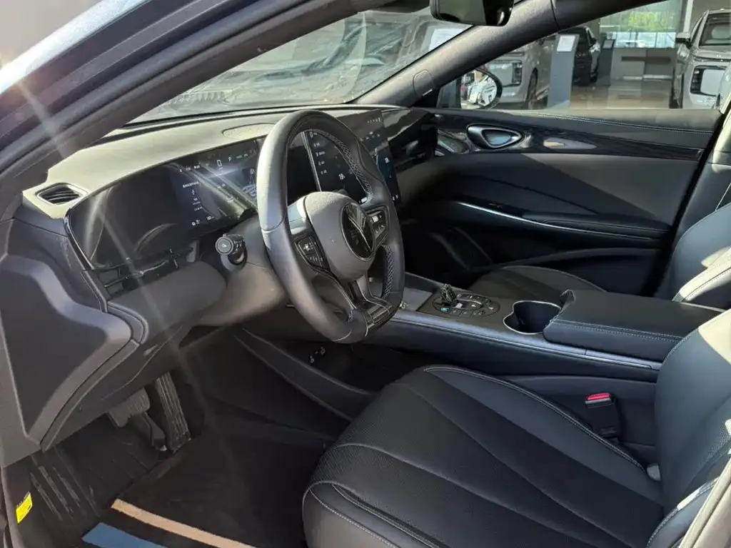 BYD Seal — фото 4