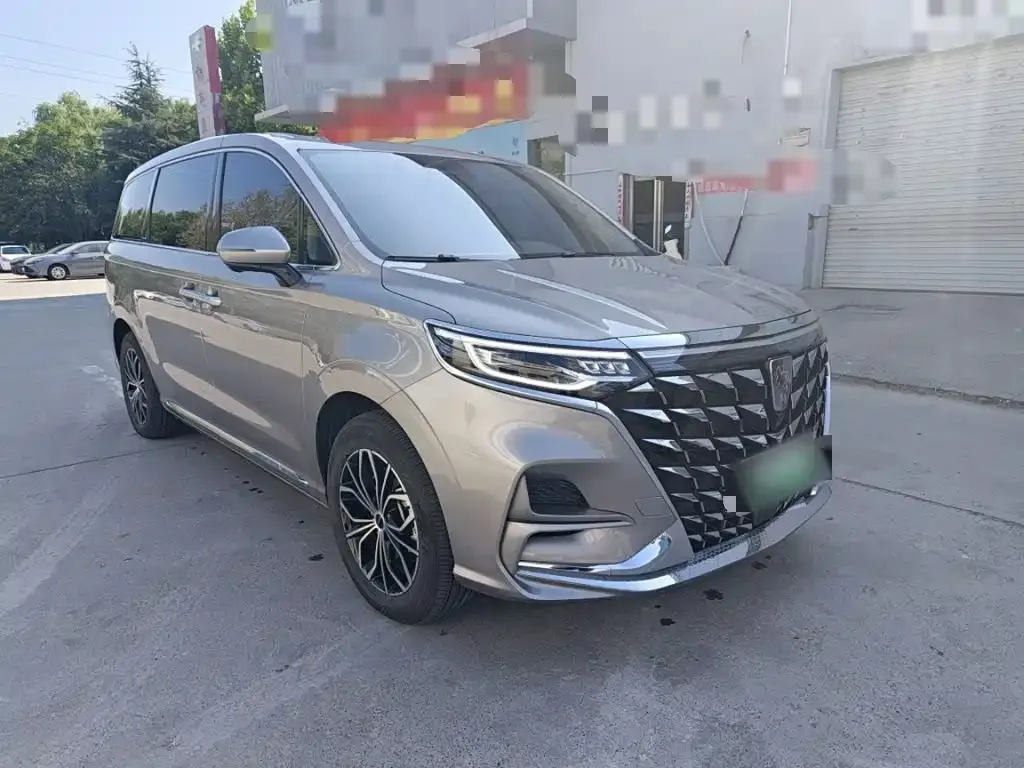 Roewe iMAX8 New Energy — фото 6