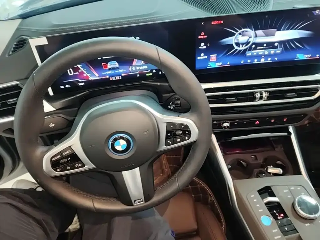 BMW i3 — фото 10