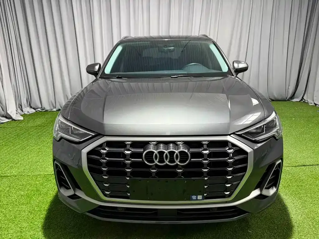 Audi Q3 — фото 4