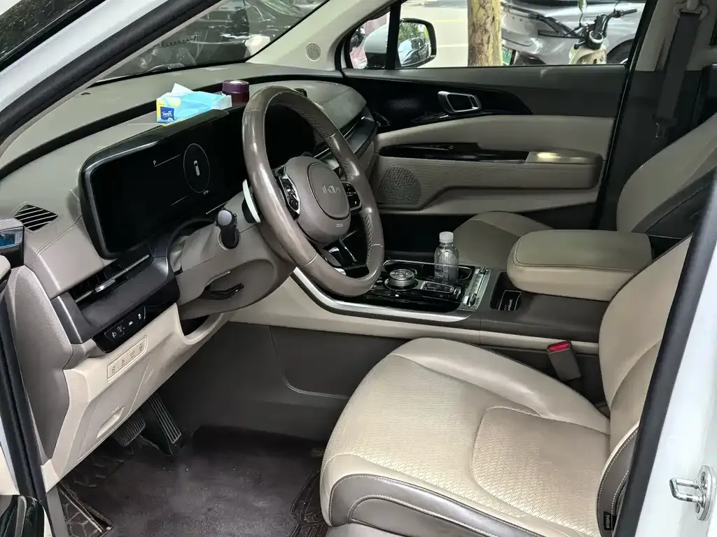Kia Carnival — фото 2