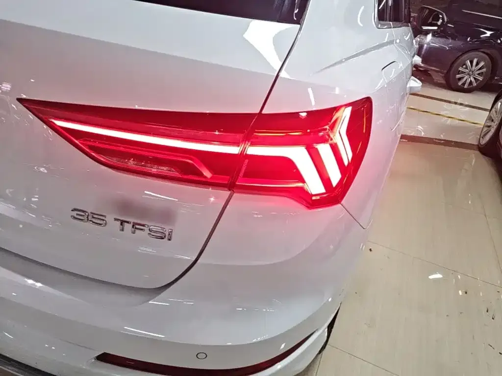 Audi Q3 — фото 2