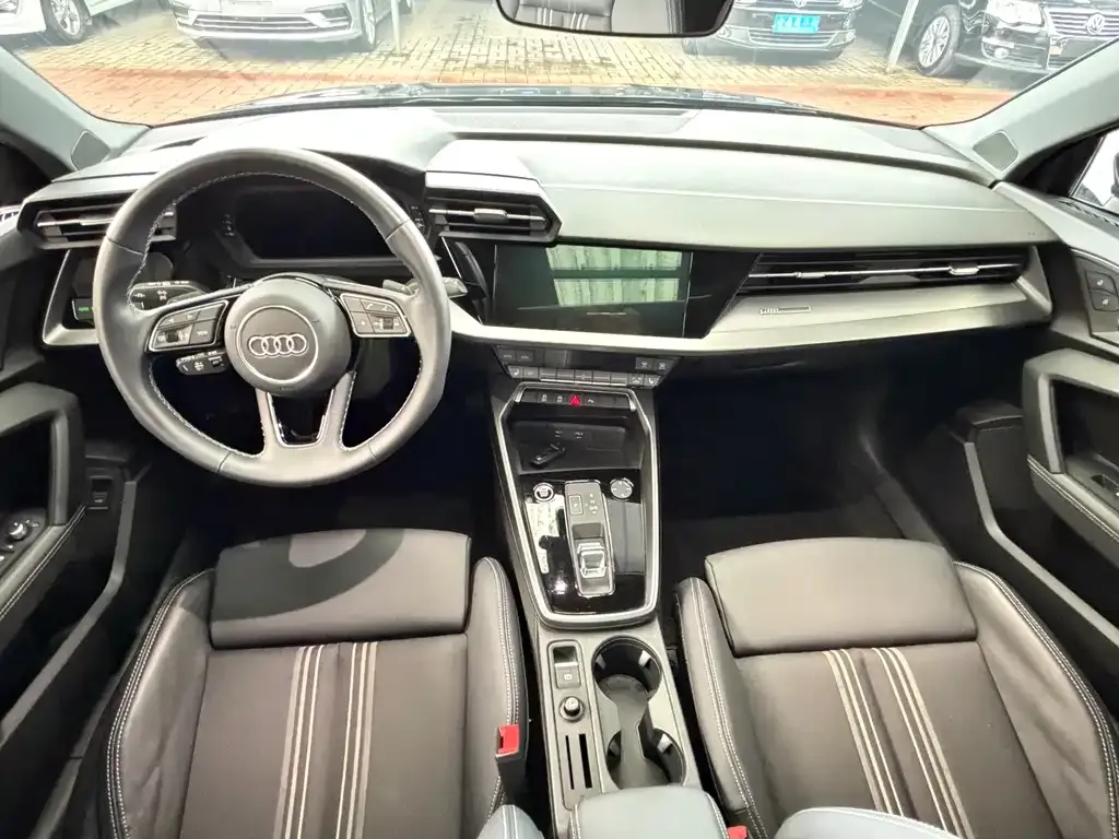 Audi A3 — фото 2