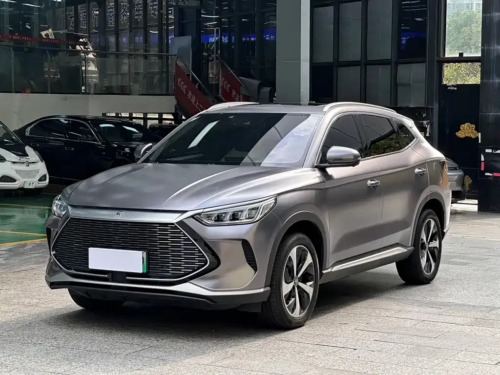 BYD PLUS New Energy — фото 1