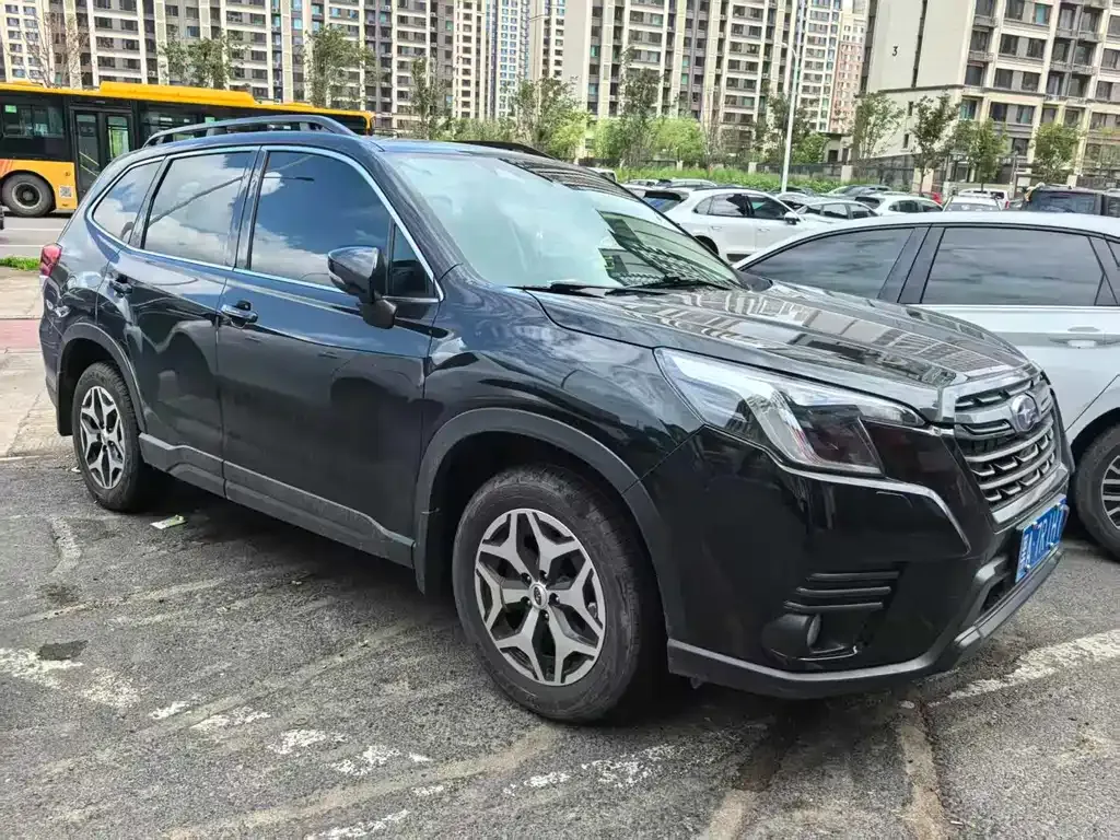 Subaru Forester — фото 5