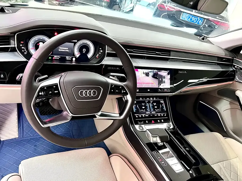 Audi A8 — фото 9
