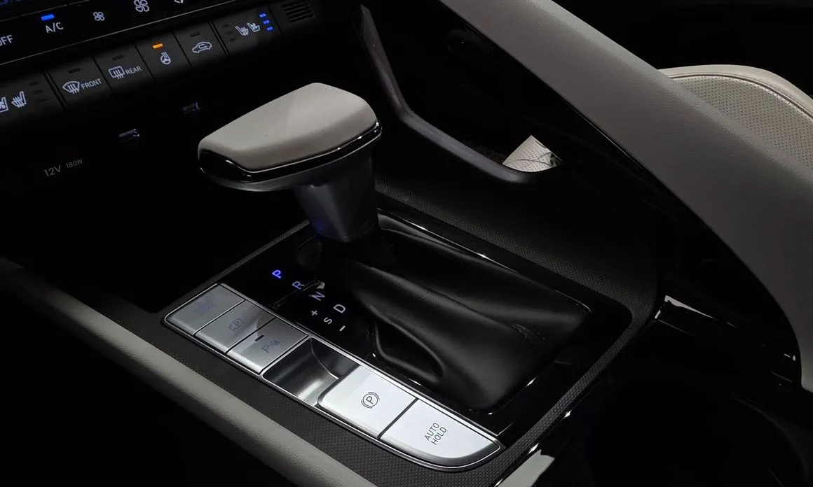 Hyundai AVANTE — фото 7