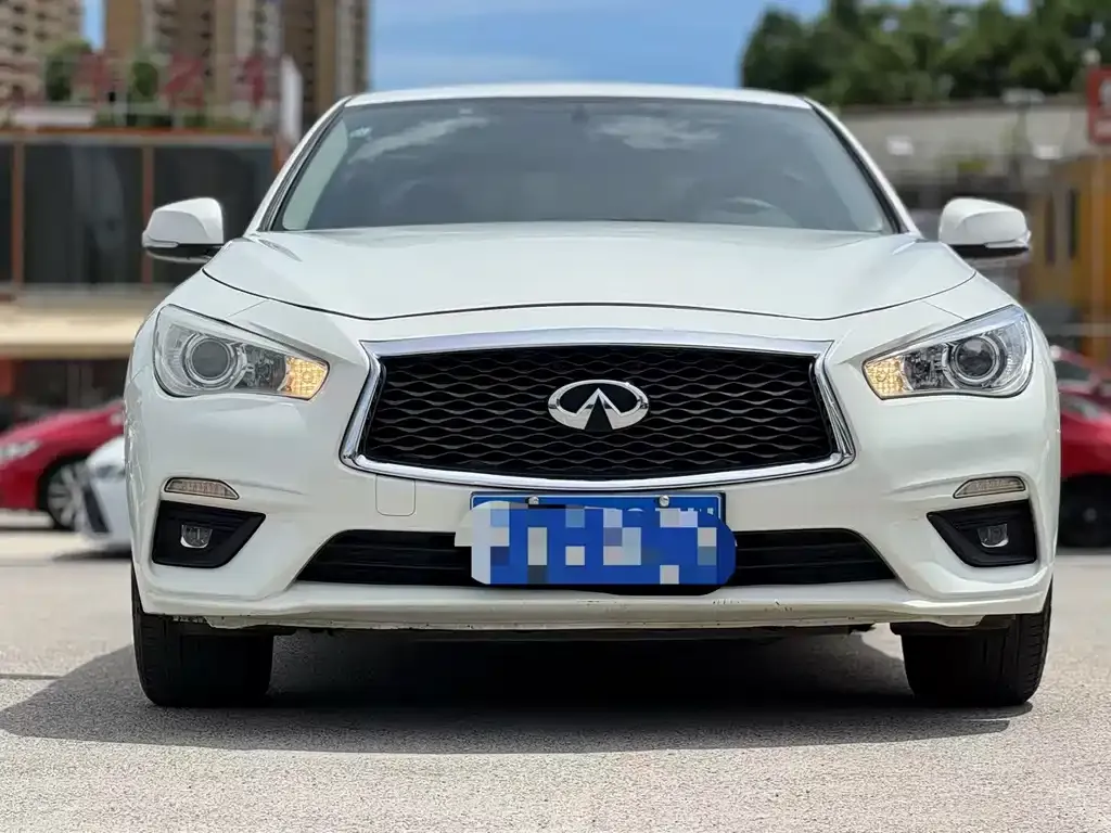Infiniti Q50L — фото 4