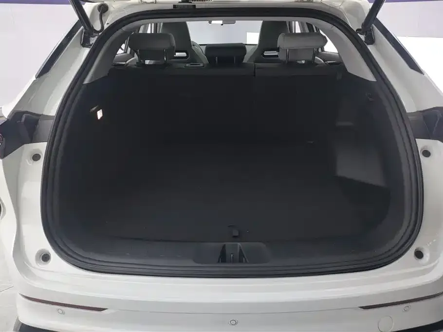Changan UNI-Z New Energy 2025 из CN, фото 9
