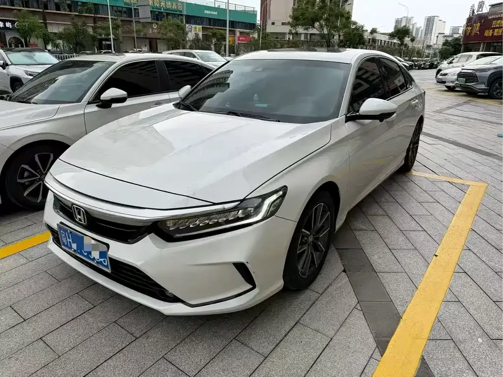 Honda Inspire — фото 1