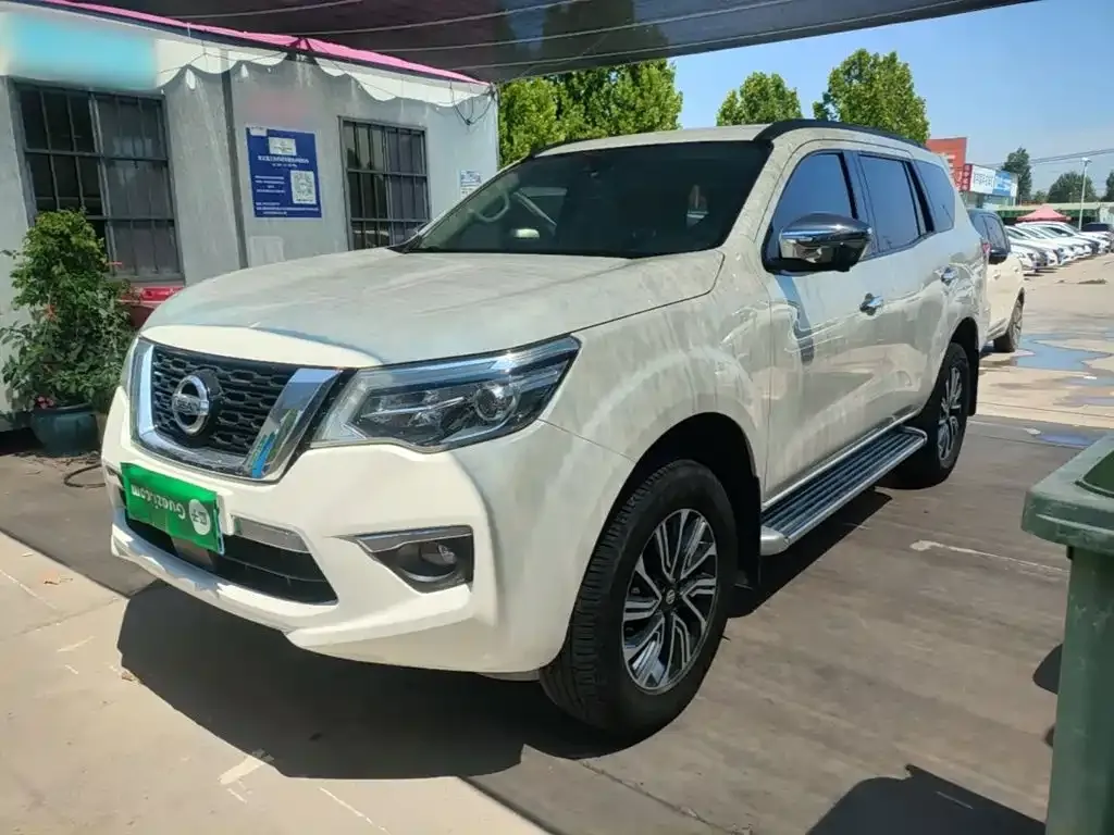Nissan Terra