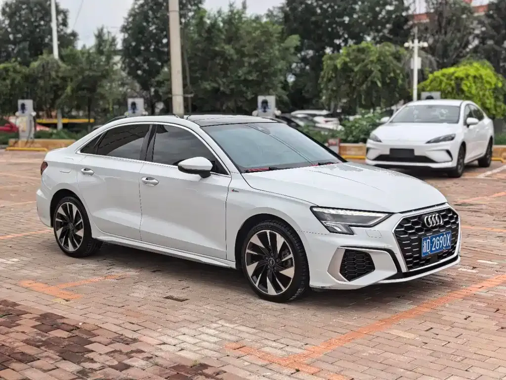 Audi A3 — фото 8