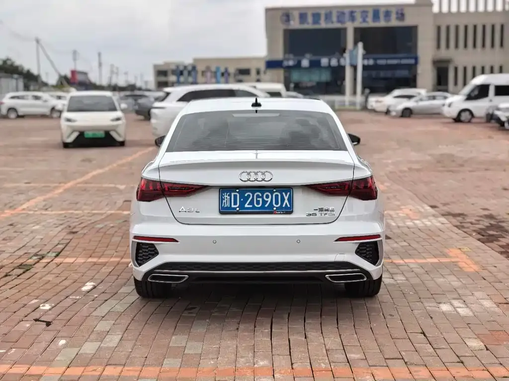 Audi A3 — фото 3